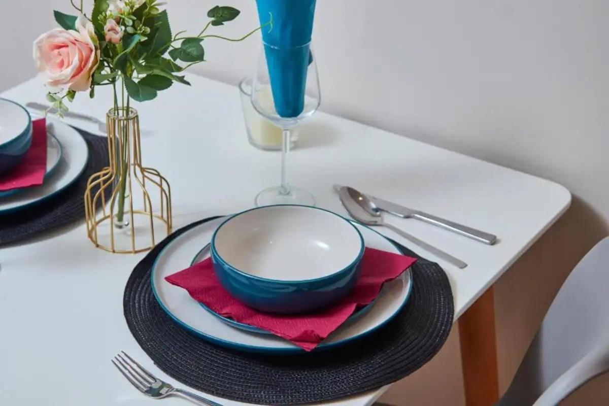 Beautiful 1 Bedroom Flat In Leeds - Sleeps 4 Zewnętrze zdjęcie